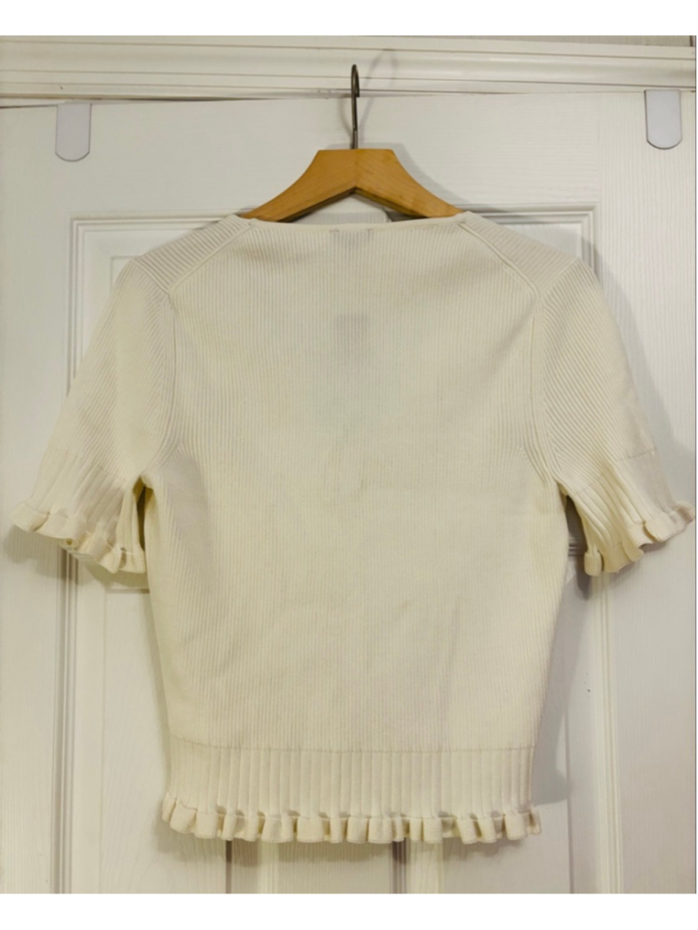 Express Cream Ribbed Tie-Front Crop Top - Picture 4 of 4